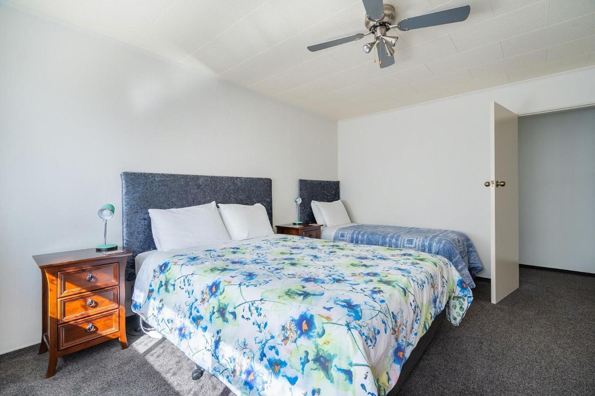 Stay And Play In Motueka Exterior photo