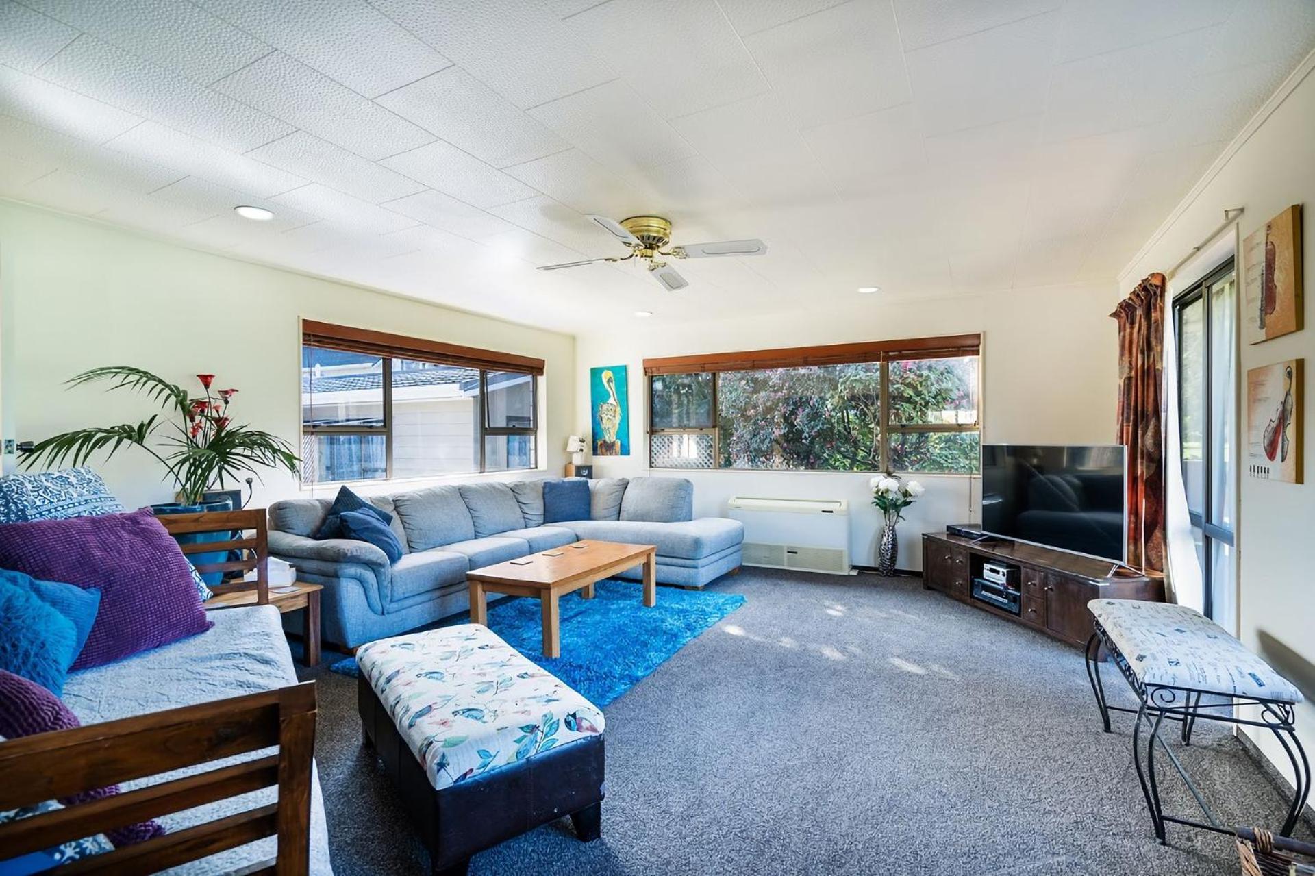 Stay And Play In Motueka Exterior photo