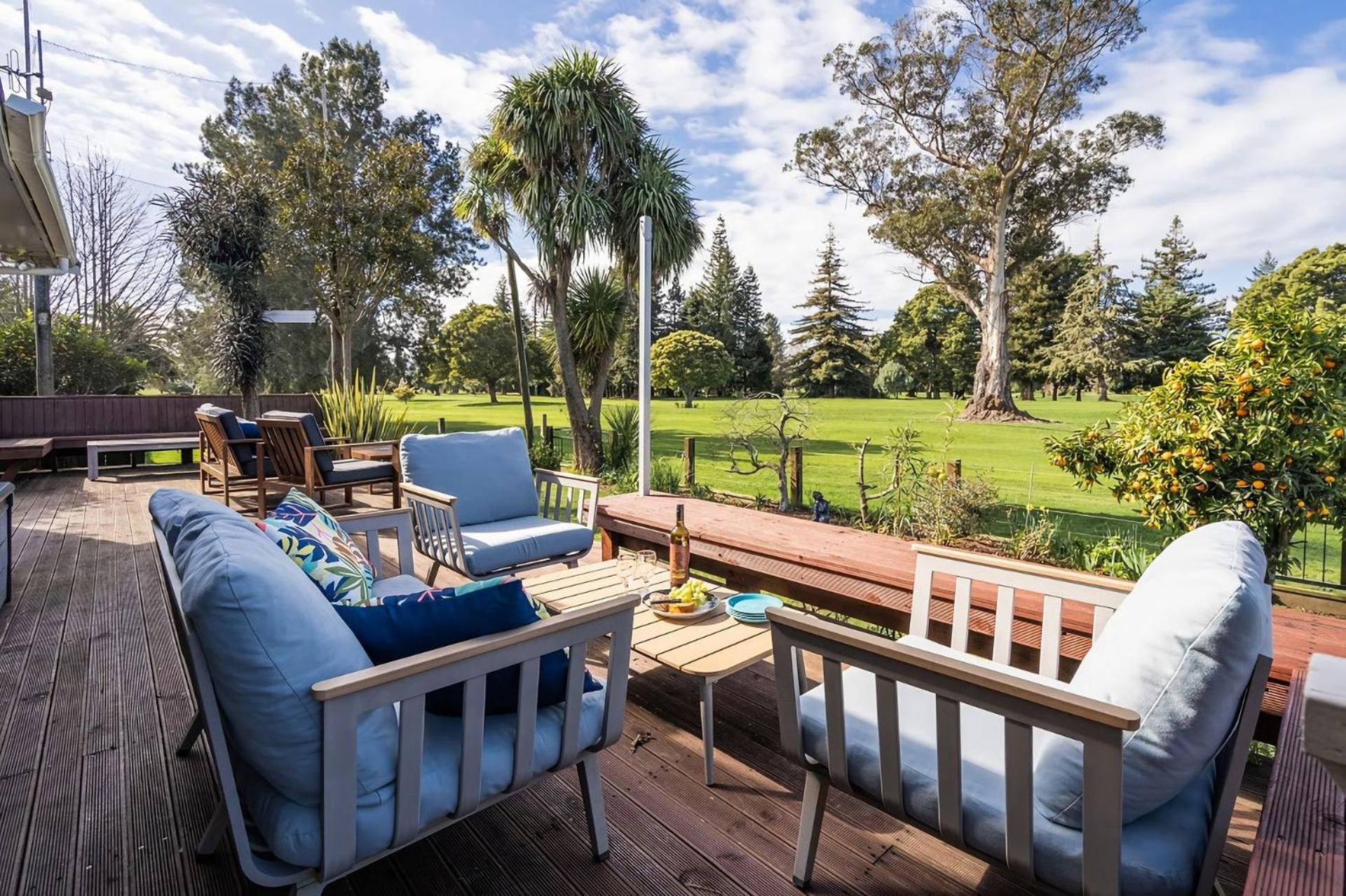 Stay And Play In Motueka Exterior photo